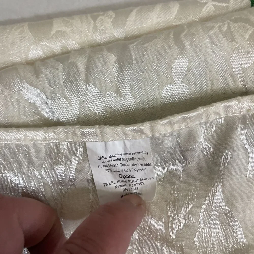 Vintage Spode Christmas Tablecloth Cloth 96”x 60” Rectangle Christmas Tree Santa